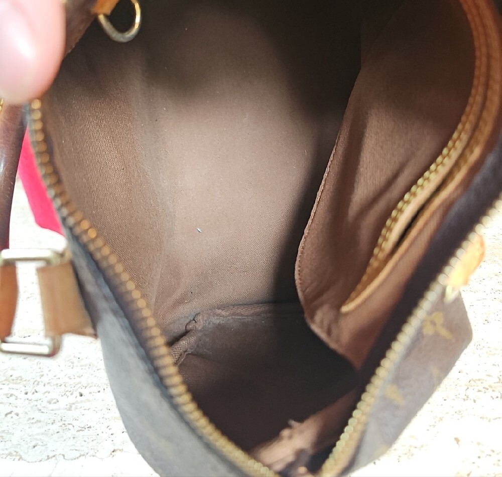 Louis Vuitton Brown Monogram Canvas Speedy 25 - Picture 5 of 11